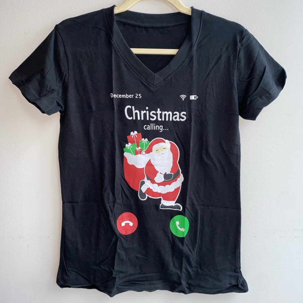 New! Christmas is Calling Santa Cotton Graphic T-Shirt Holidays Stocking S